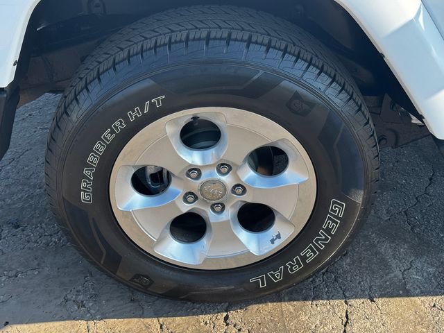 Used 2013 Jeep Wrangler Sahara AWD/4WD image 12