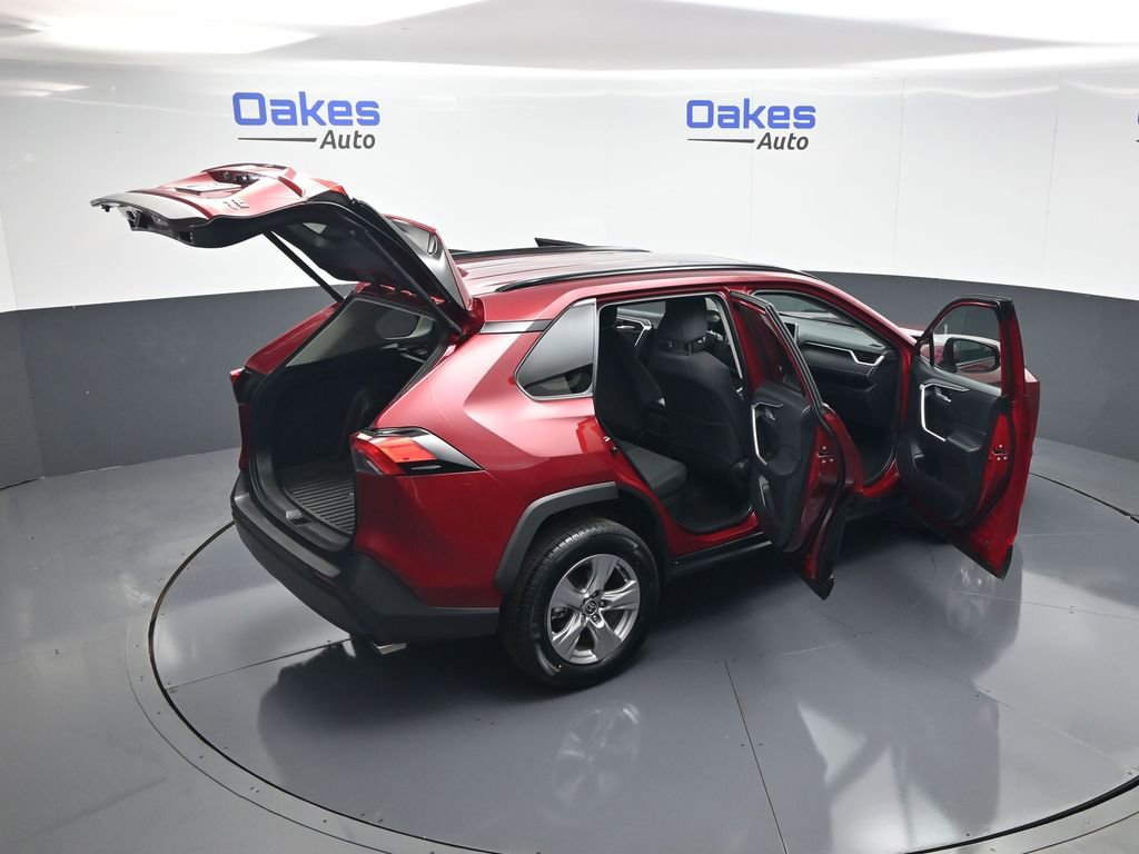 Used 2025 Toyota RAV4 XLE w/ Convenience Package image 60