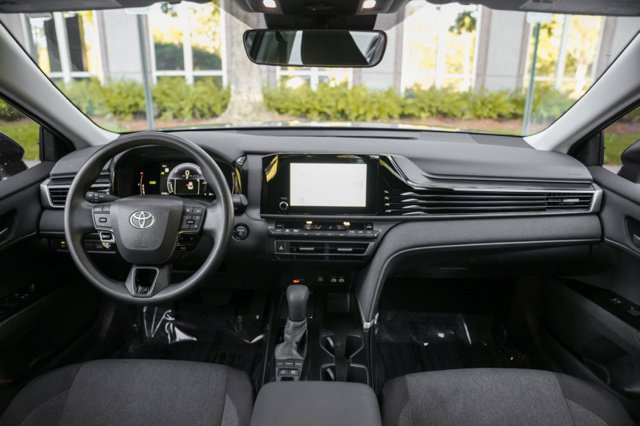 Used 2025 Toyota Camry LE w/ Convenience Package FWD image 19