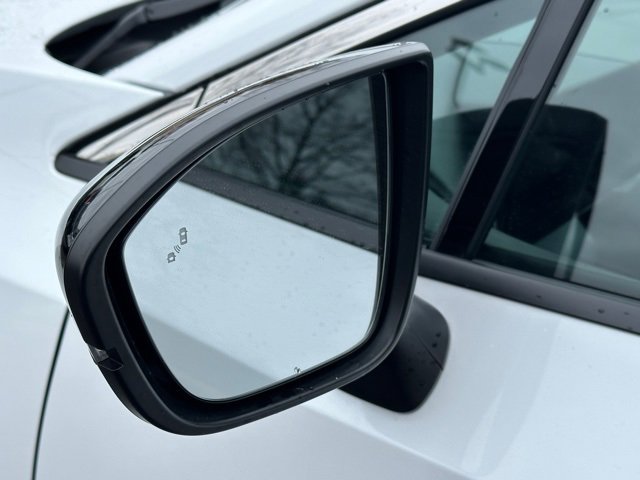 Certified 2025 Nissan Murano SL image 13