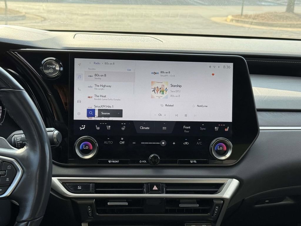 Used 2024 Lexus RX 350h w/ Convenience Package image 10