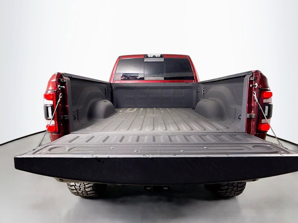 Used 2019 RAM 2500 Laramie w/ Night Edition image 26