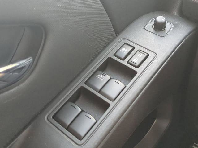 Certified 2024 Nissan Frontier SV w/ Technology Package image 22