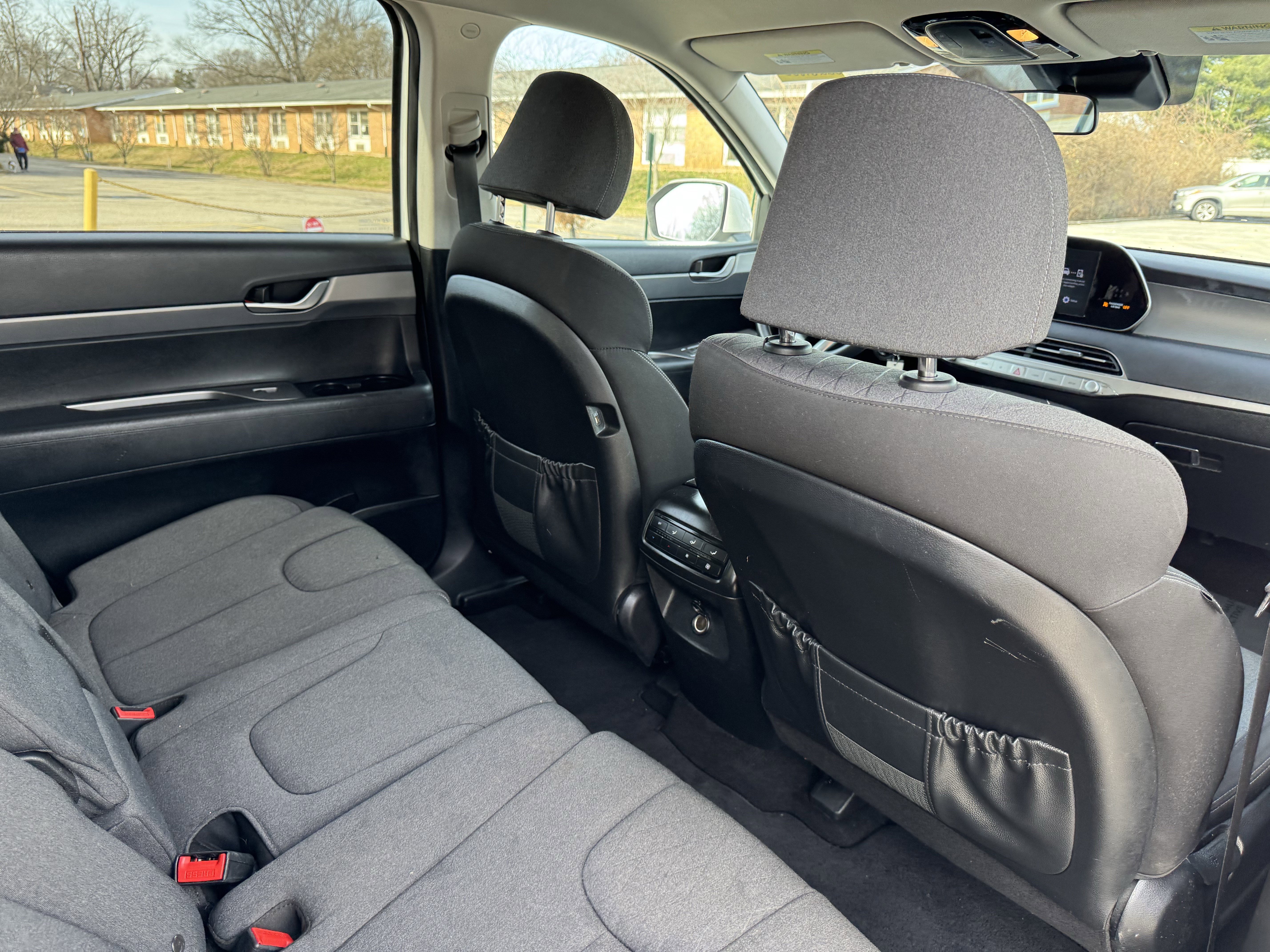 Used 2021 Hyundai Palisade SE image 33