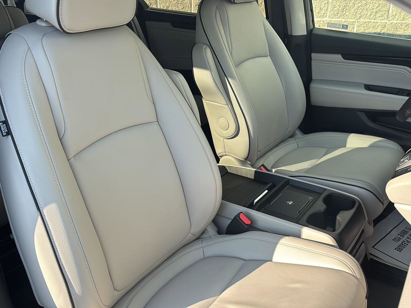 Used 2025 Honda Odyssey Touring image 21