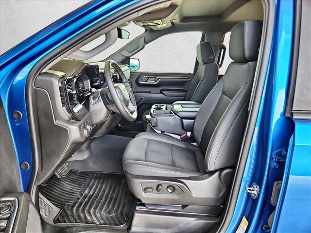 Used 2024 Chevrolet Silverado 1500 RST AWD/4WD image 16
