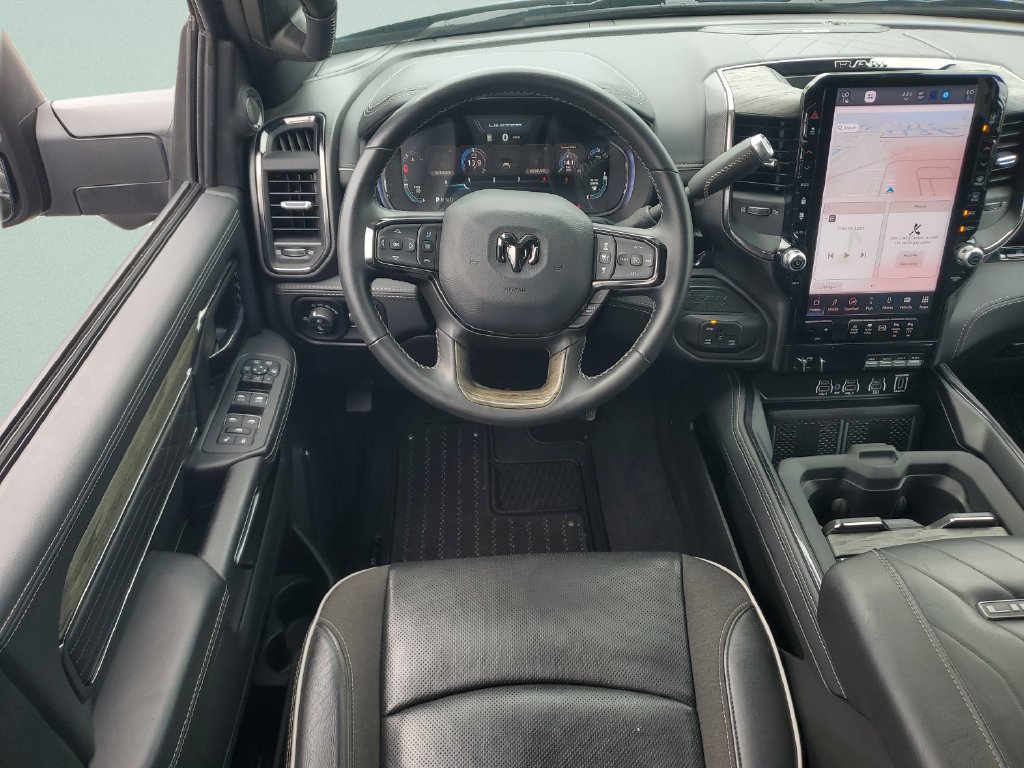 Used 2025 RAM 3500 Limited AWD/4WD image 12
