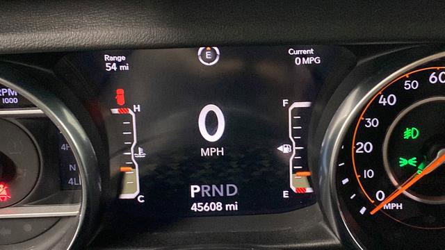 Used 2020 Jeep Wrangler Unlimited Sahara AWD/4WD image 10