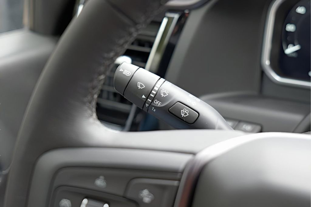 New 2026 GMC Sierra 2500 Denali Ultimate w/ Max Trailering Package image 17