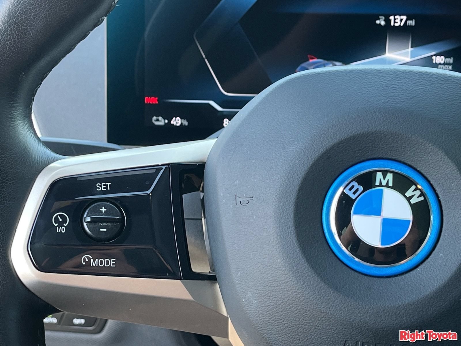 Used 2025 BMW iX xDrive50 w/ Sport Package AWD/4WD image 22
