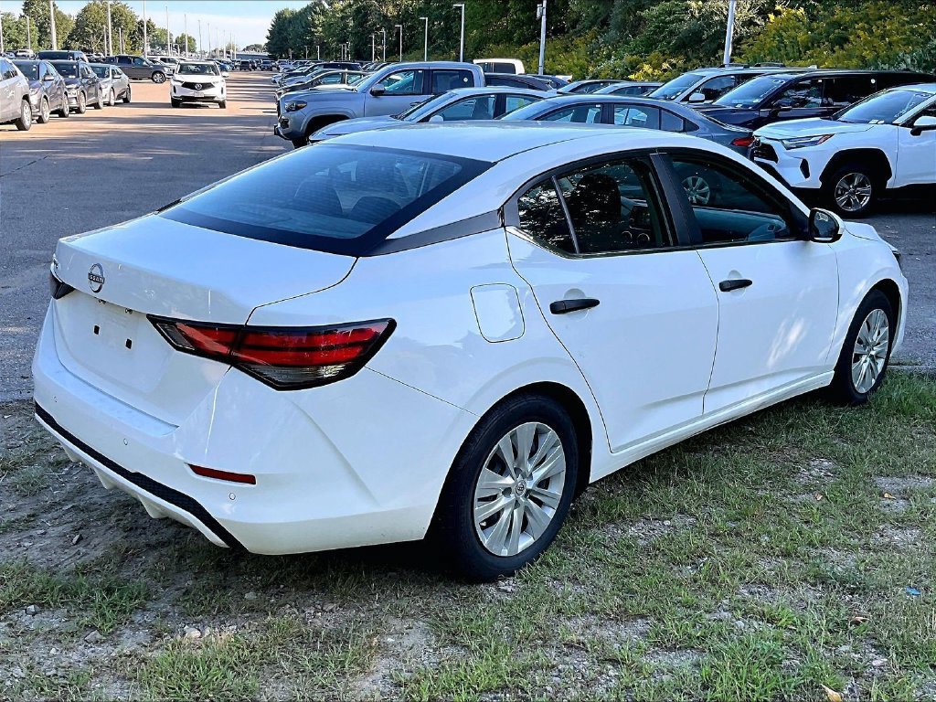 Used 2024 Nissan Sentra S FWD image 6