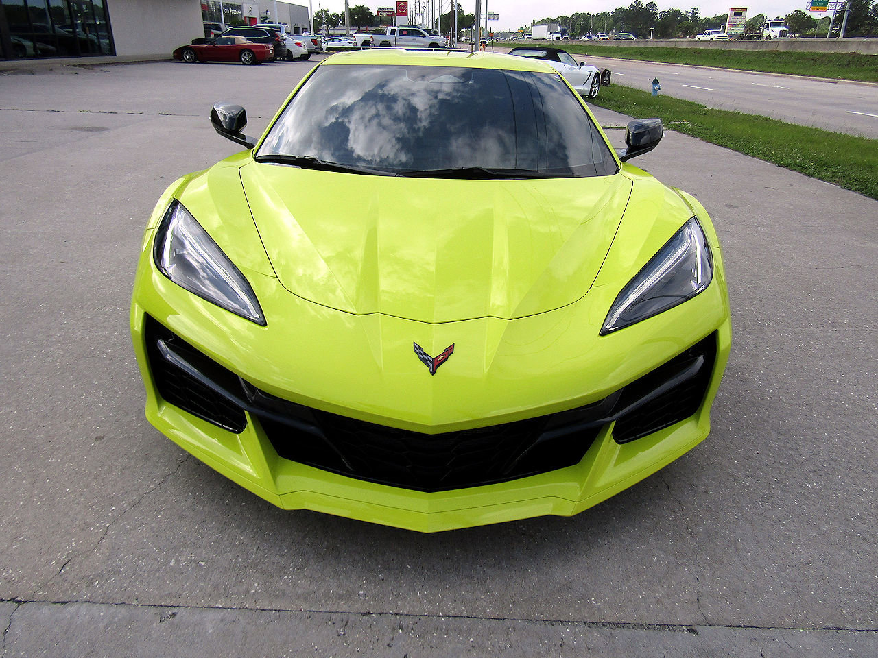 Used 2024 Chevrolet Corvette Z06 image 2