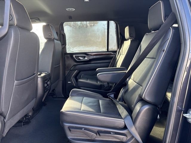 Used 2023 Chevrolet Suburban Premier image 21