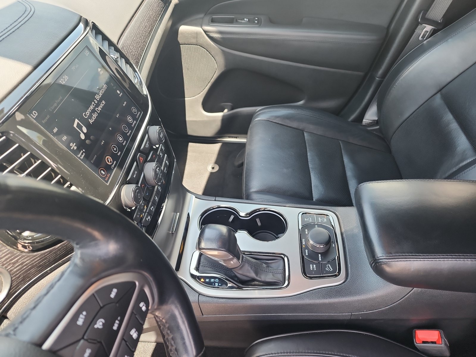 Used 2020 Jeep Grand Cherokee High Altitude AWD/4WD image 15