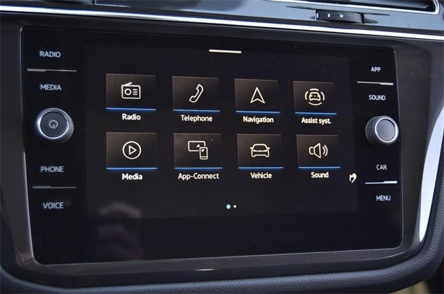 Certified 2022 Volkswagen Tiguan SE w/ Panoramic Sunroof Package image 14