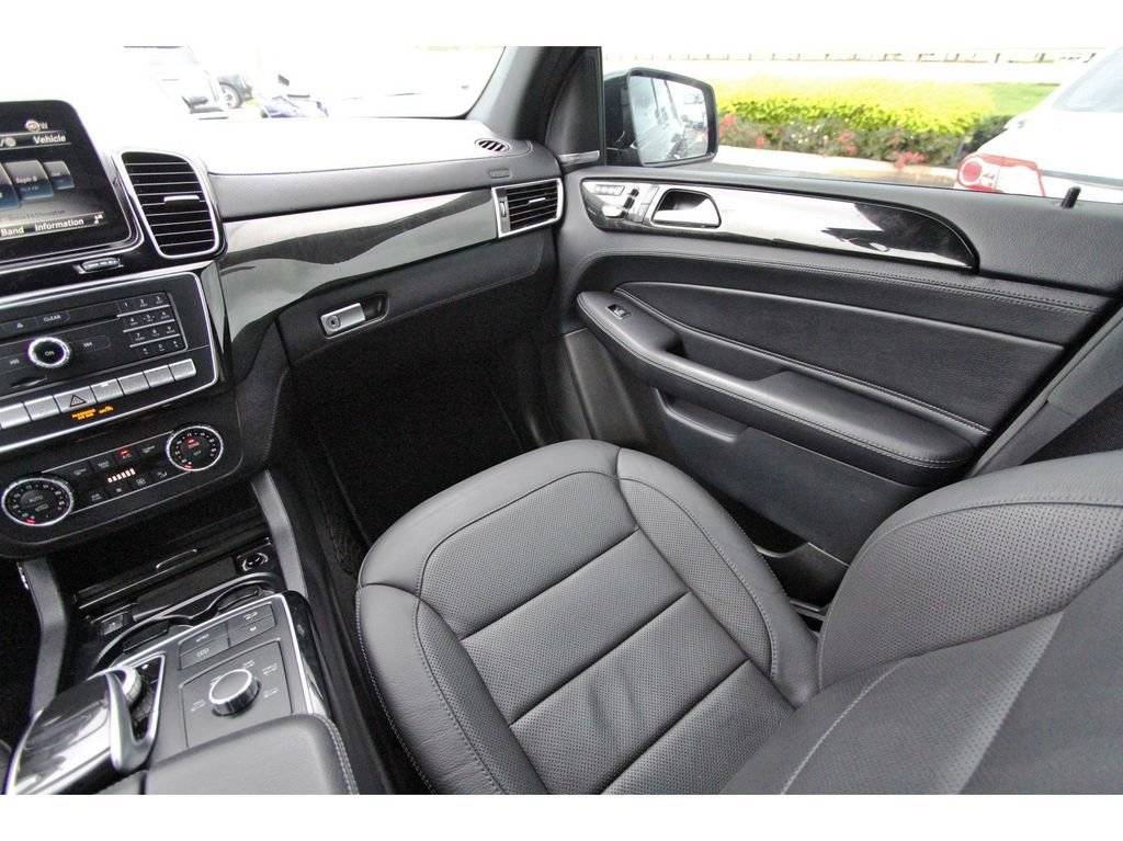 Used 2018 Mercedes-Benz GLE 43 AMG 4MATIC image 11