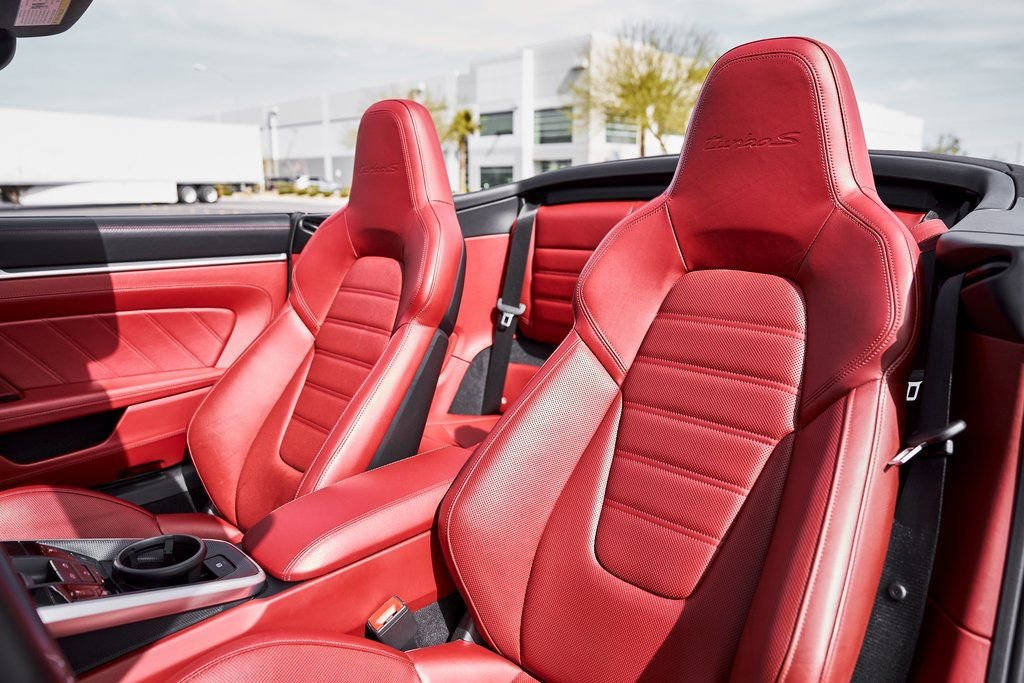 Used 2022 Porsche 911 Turbo S w/ 911 Turbo Sportdesign Package image 45