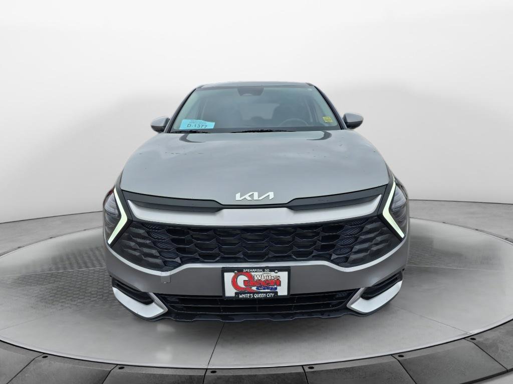 Used 2025 Kia Sportage LX image 8