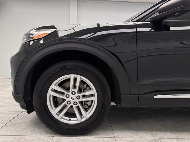 Used 2023 Ford Explorer XLT w/ Equipment Group 202A image 10