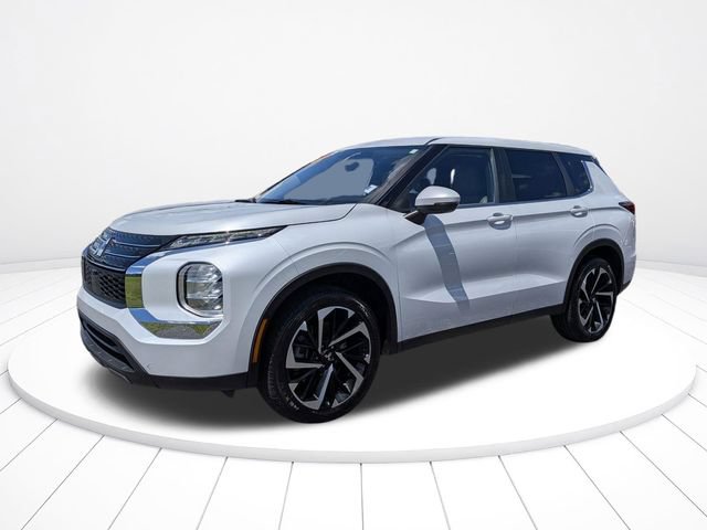 Used 2022 Mitsubishi Outlander ES FWD image 7