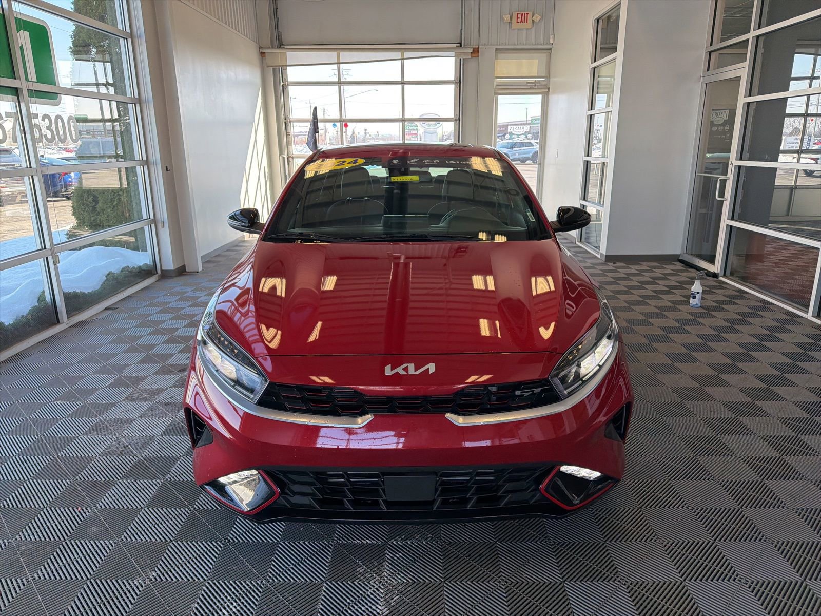 Used 2024 Kia Forte GT w/ GT2 Package image 2