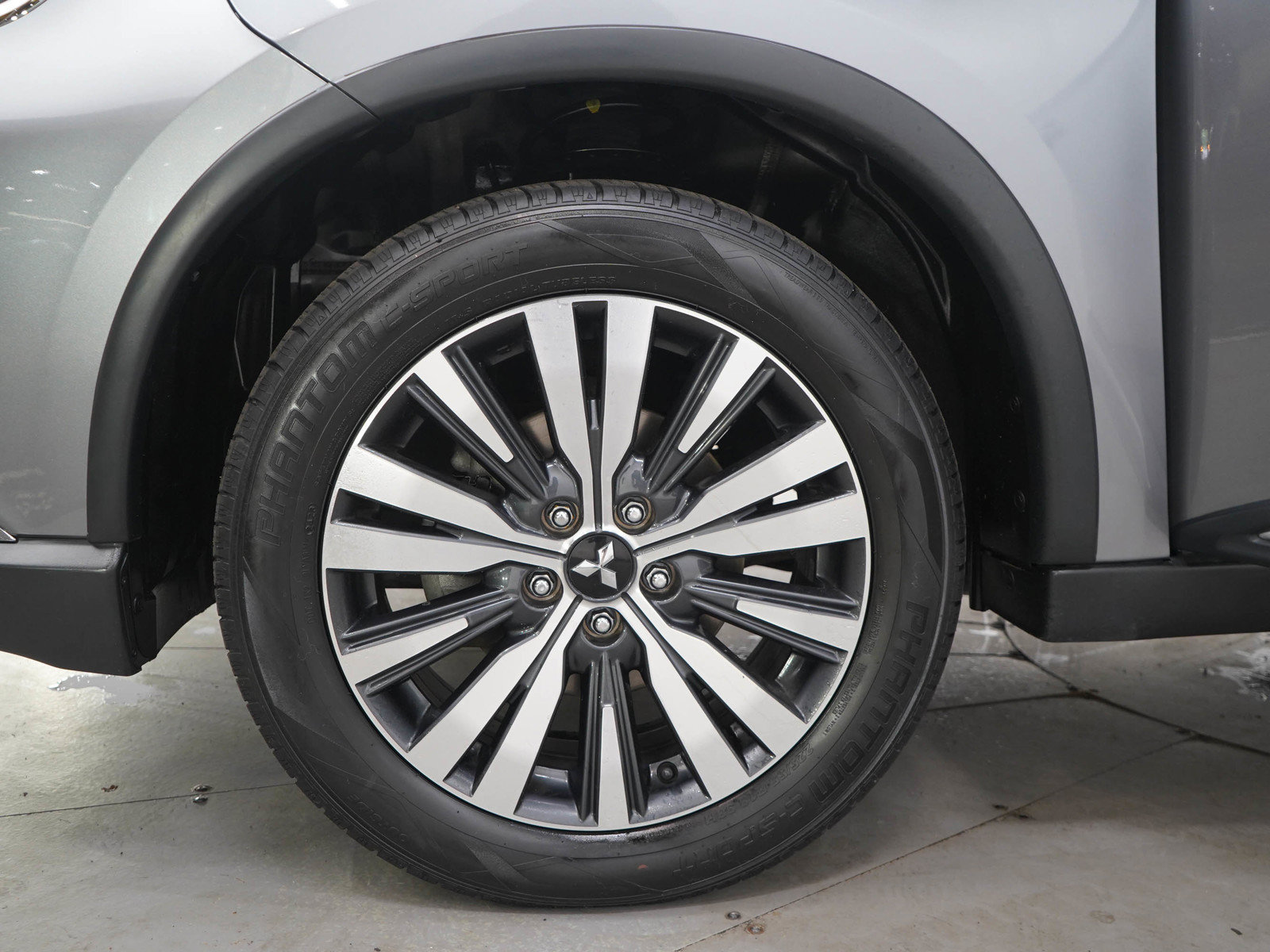 Used 2019 Mitsubishi Outlander ES AWD/4WD image 28