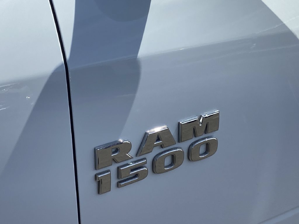 Used 2016 RAM 1500 HFE w/ Quick Order Package 28F HFE RWD image 24