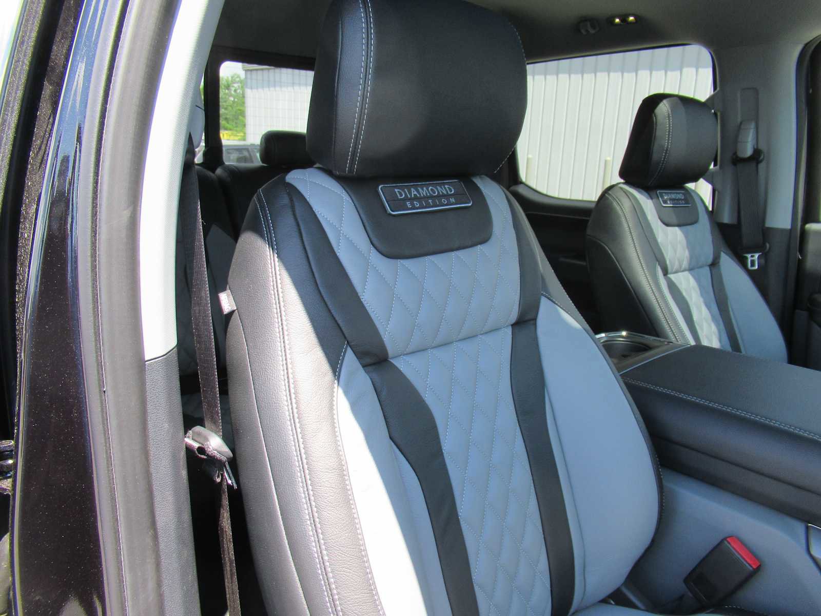 New 2025 Ford F150 XLT w/ Equipment Group 302A MID image 15