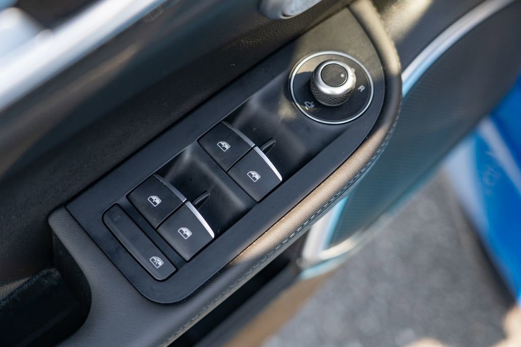 Used 2023 Alfa Romeo Giulia Quadrifoglio image 14