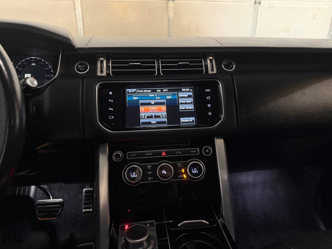 Used 2016 Land Rover Range Rover Supercharged AWD/4WD image 15