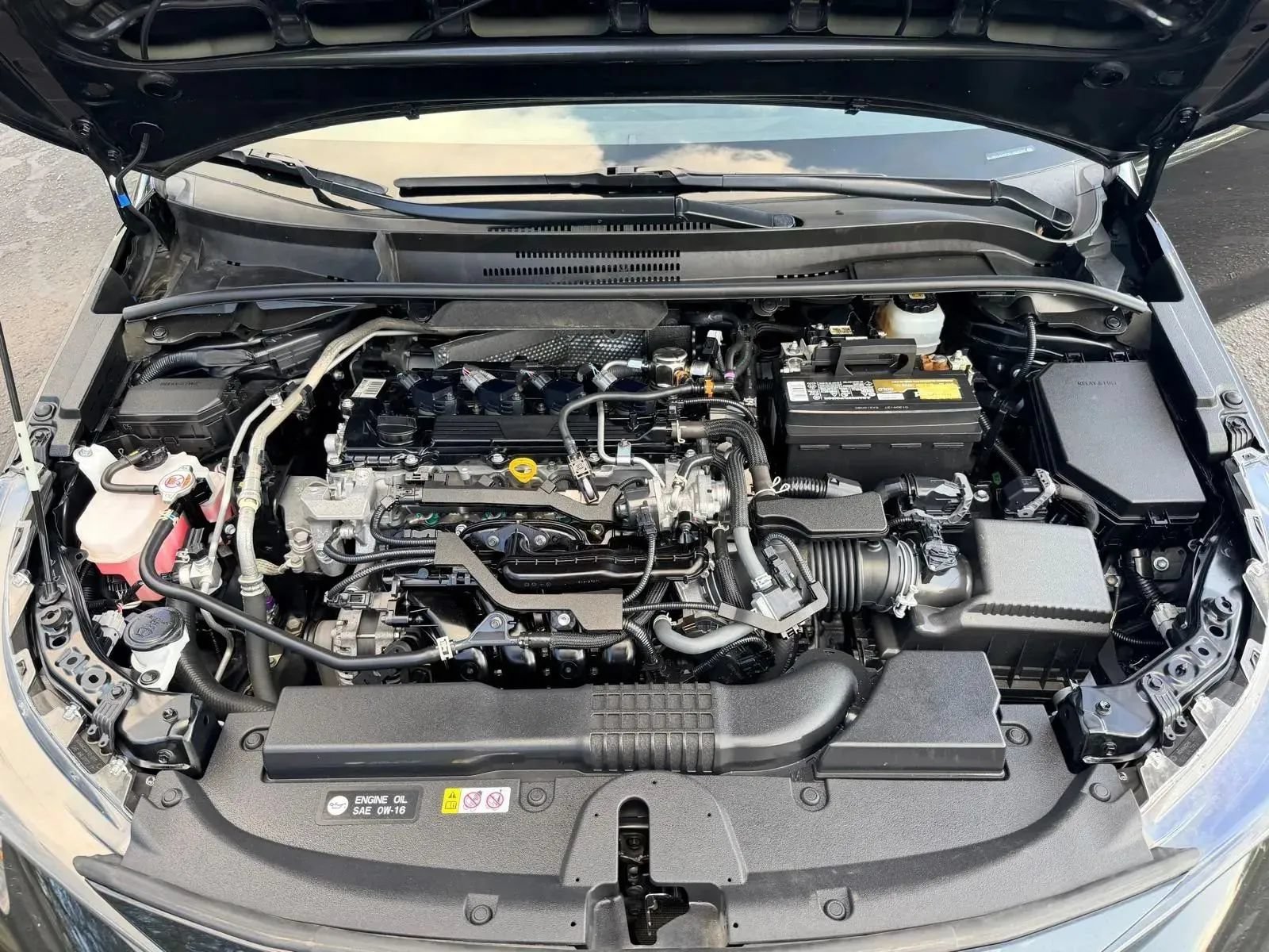 Used 2022 Toyota Corolla SE FWD image 34