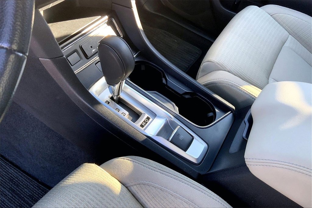 Used 2023 Subaru Ascent Premium w/ Convenience Package image 17