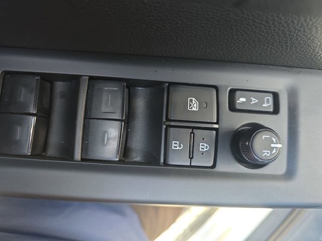 Used 2025 Toyota Tundra Limited image 26