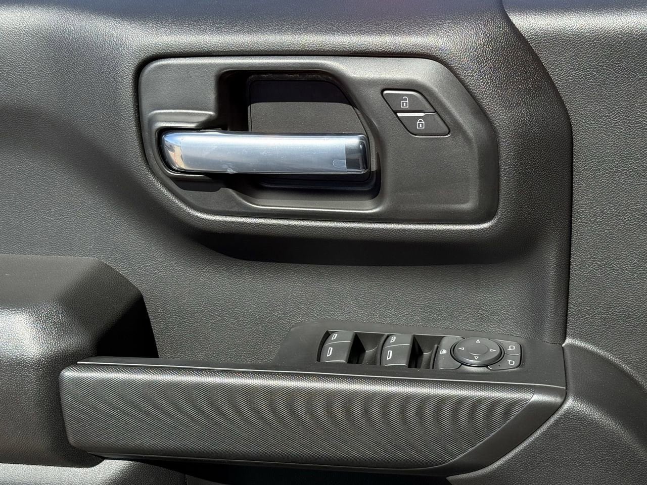 New 2026 Chevrolet Silverado 1500 W/T w/ WT Value Package image 19