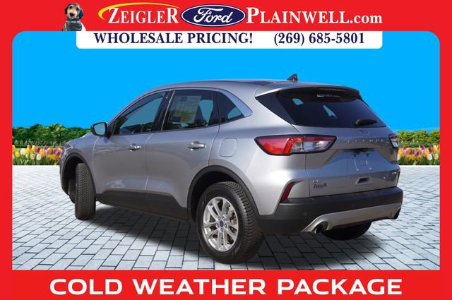 Used 2022 Ford Escape SE w/ Cold Weather Package image 3