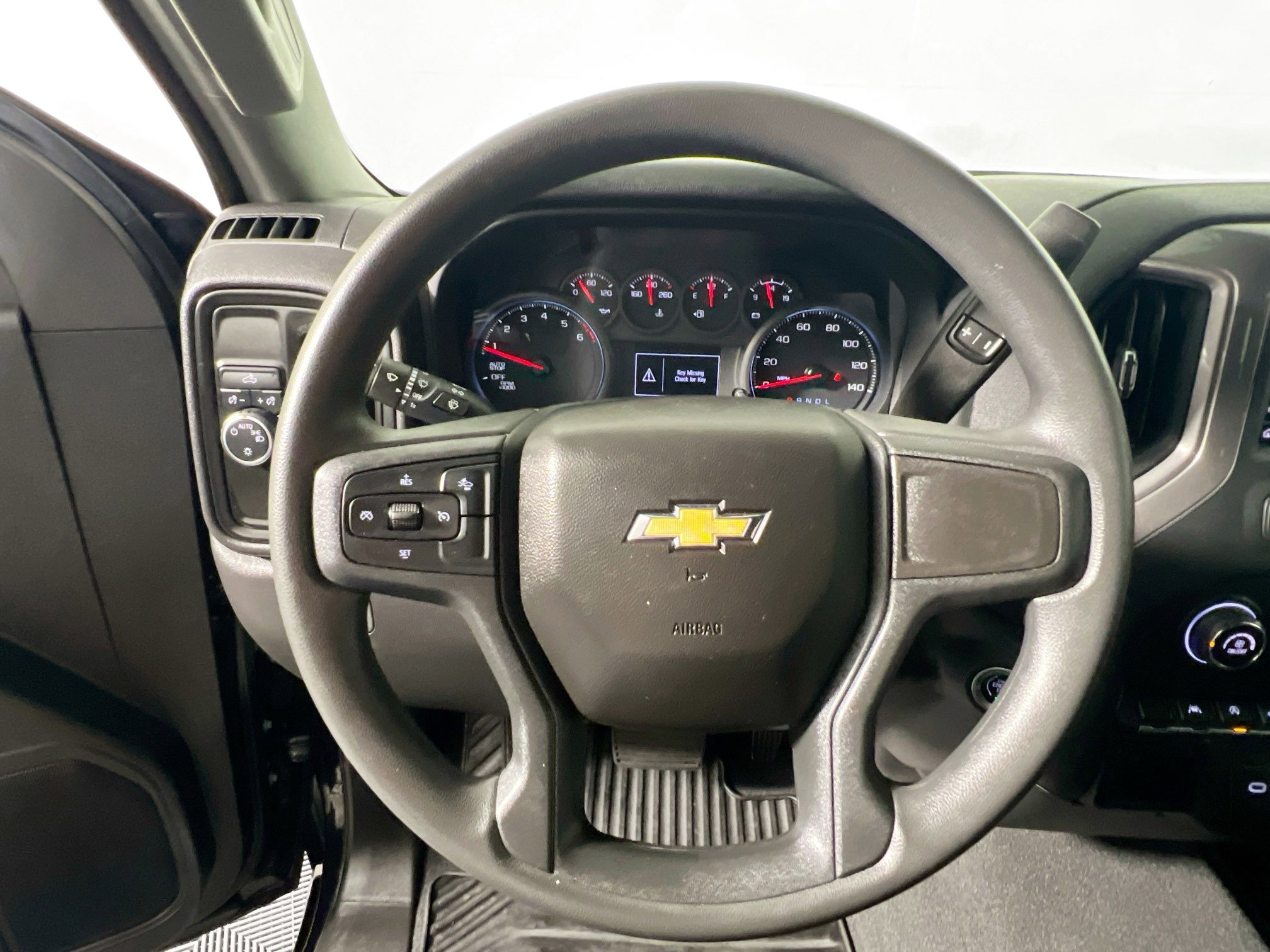 Used 2022 Chevrolet Silverado 1500 Custom RWD image 17