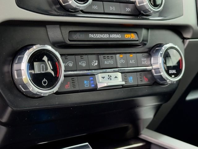 Used 2022 Ford F250 Lariat w/ Lariat Ultimate Package AWD/4WD image 24