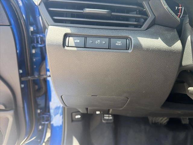 Used 2025 Nissan Altima 2.5 SR FWD image 8