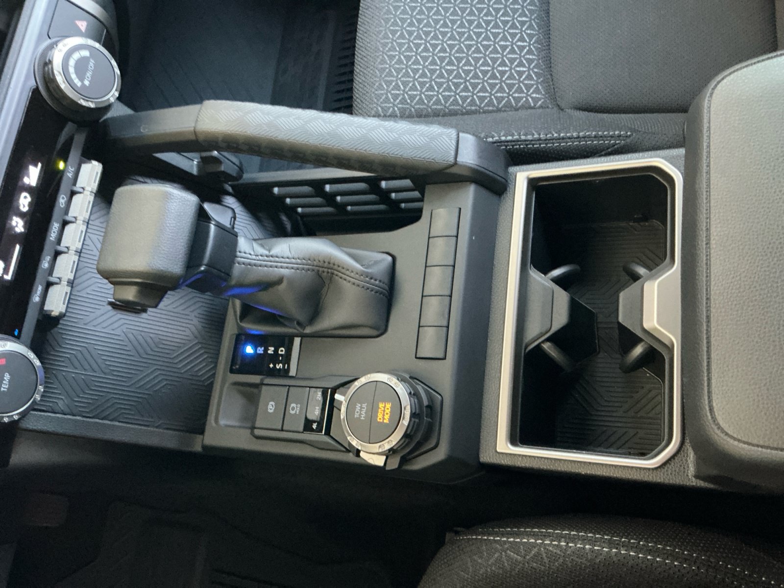 Certified 2026 Toyota 4Runner SR5 AWD/4WD image 15