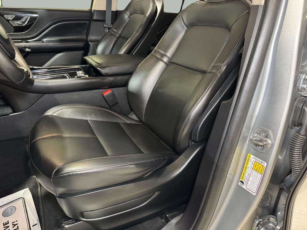 Certified 2022 Lincoln Aviator AWD w/ Premium Package image 5