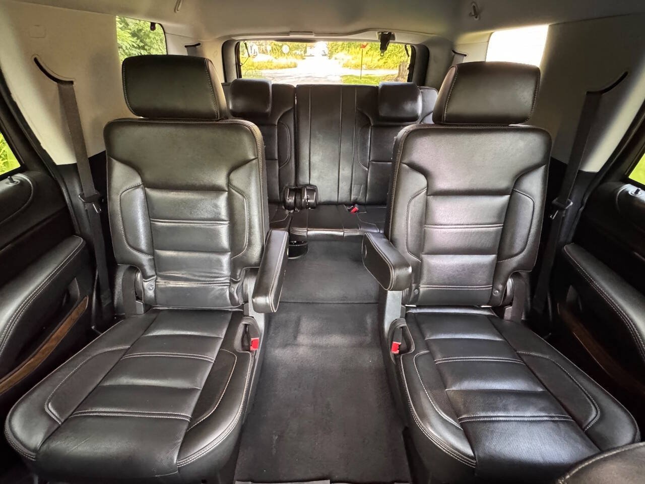 Used 2019 GMC Yukon Denali w/ Denali Ultimate Package AWD/4WD image 17