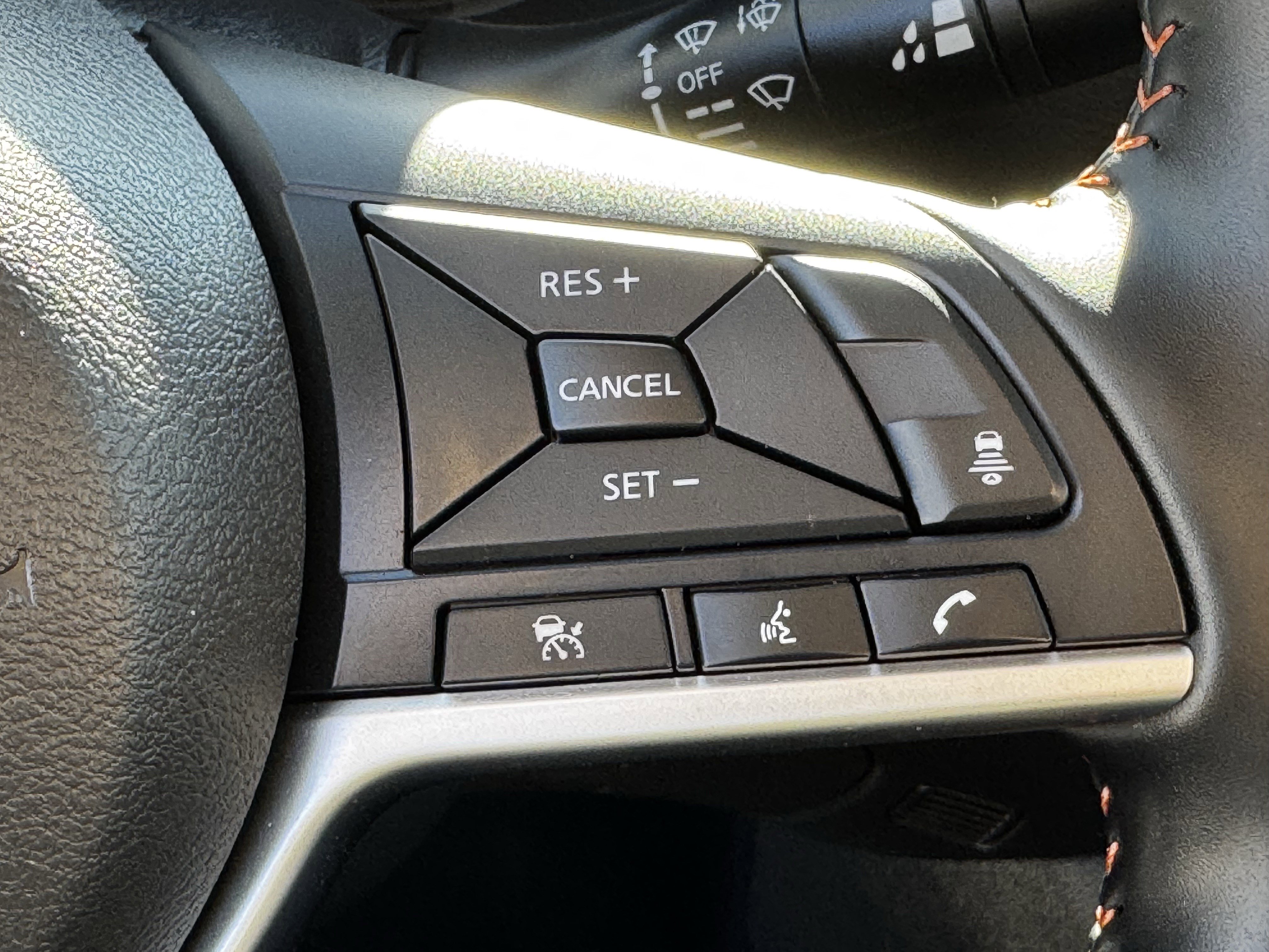 Used 2025 Nissan Sentra SR image 24