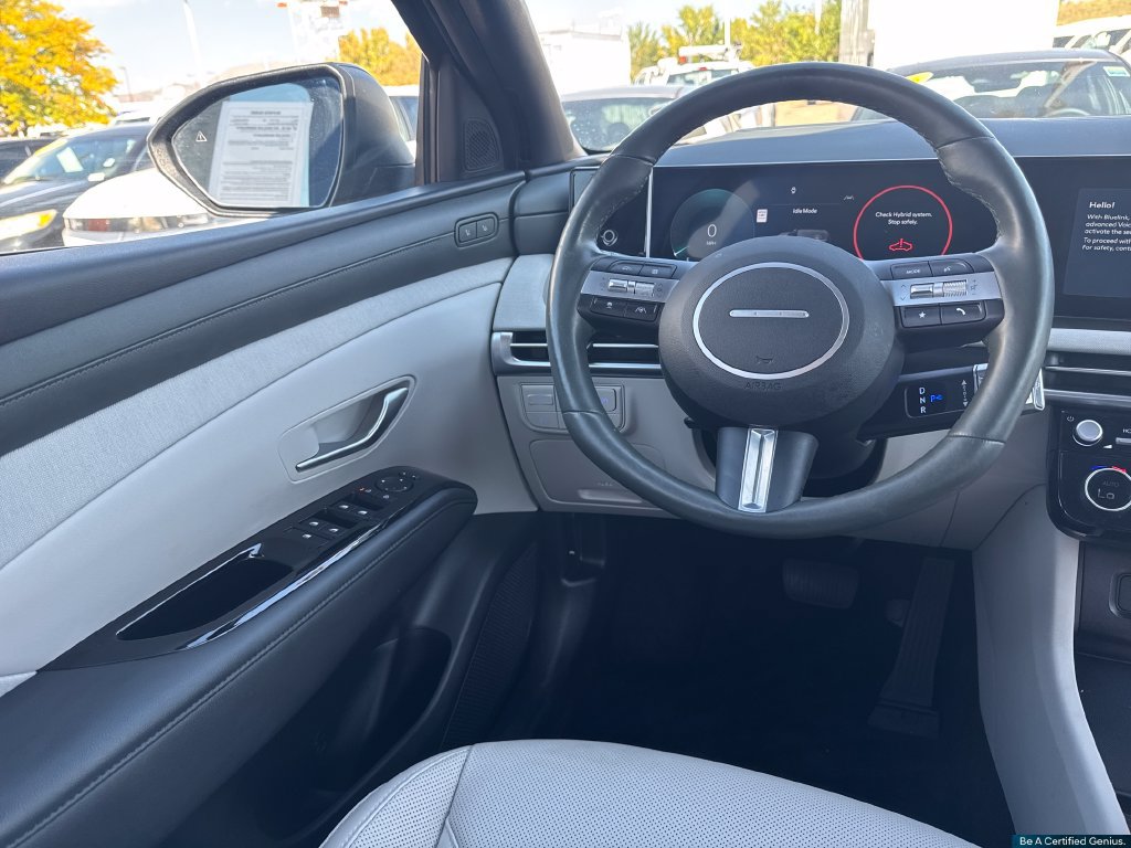 Used 2025 Hyundai Tucson Limited AWD/4WD image 50