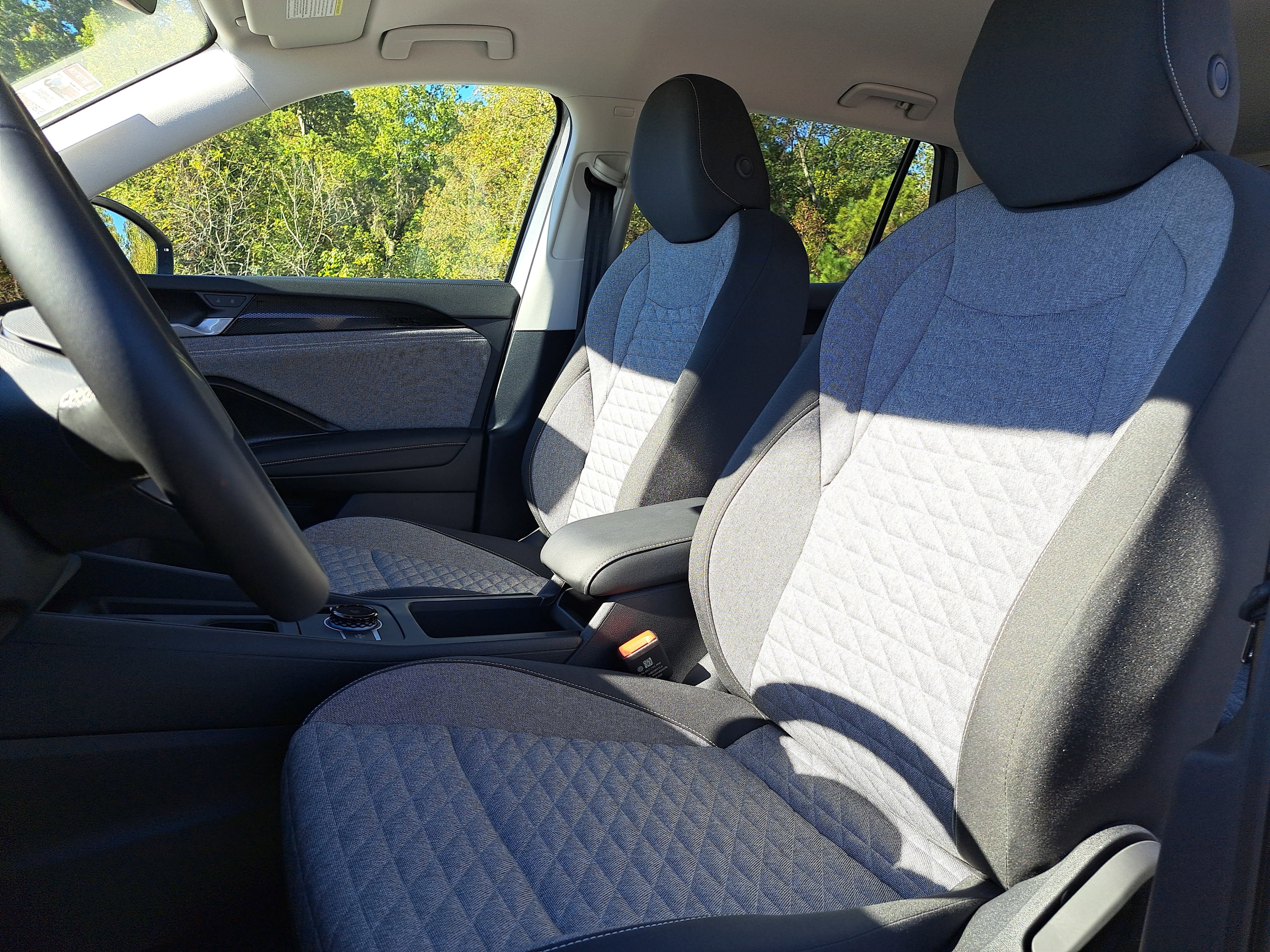 New 2026 Volkswagen Tiguan S FWD image 14