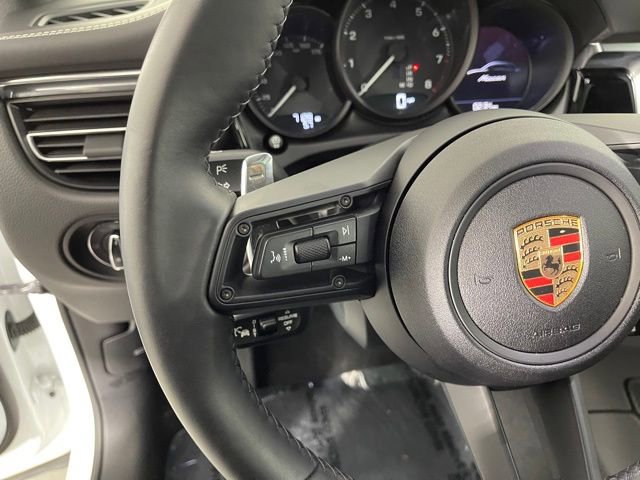 New 2025 Porsche Macan image 37