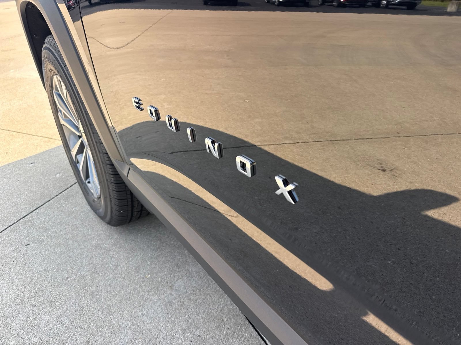 New 2027 Chevrolet Equinox LT w/ Convenience Package II FWD image 10