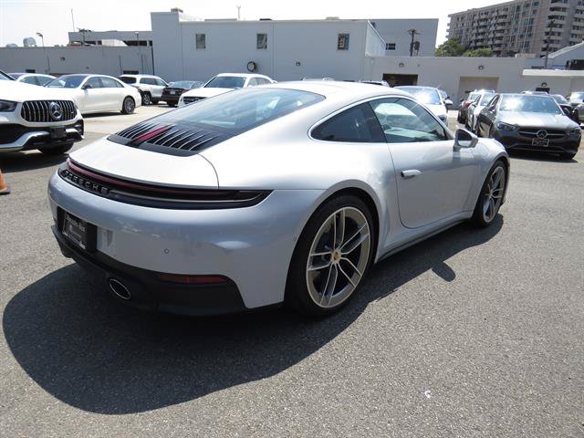 Used 2025 Porsche 911 Carrera RWD image 4