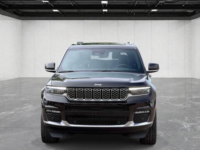 Used 2023 Jeep Grand Cherokee L Summit AWD/4WD image 2