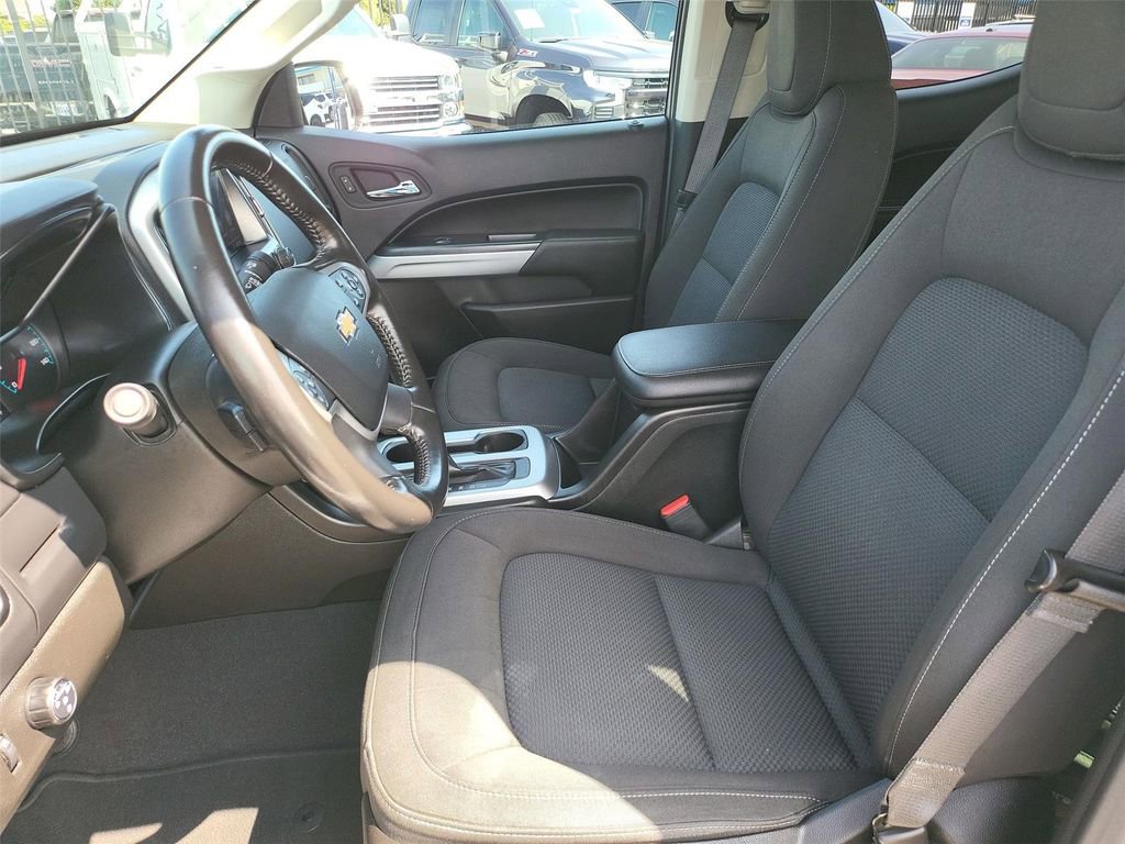 Used 2021 Chevrolet Colorado LT w/ Safety Package RWD image 10