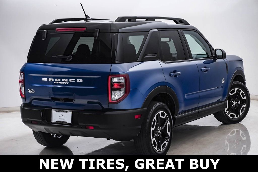 Used 2024 Ford Bronco Sport Outer Banks image 11